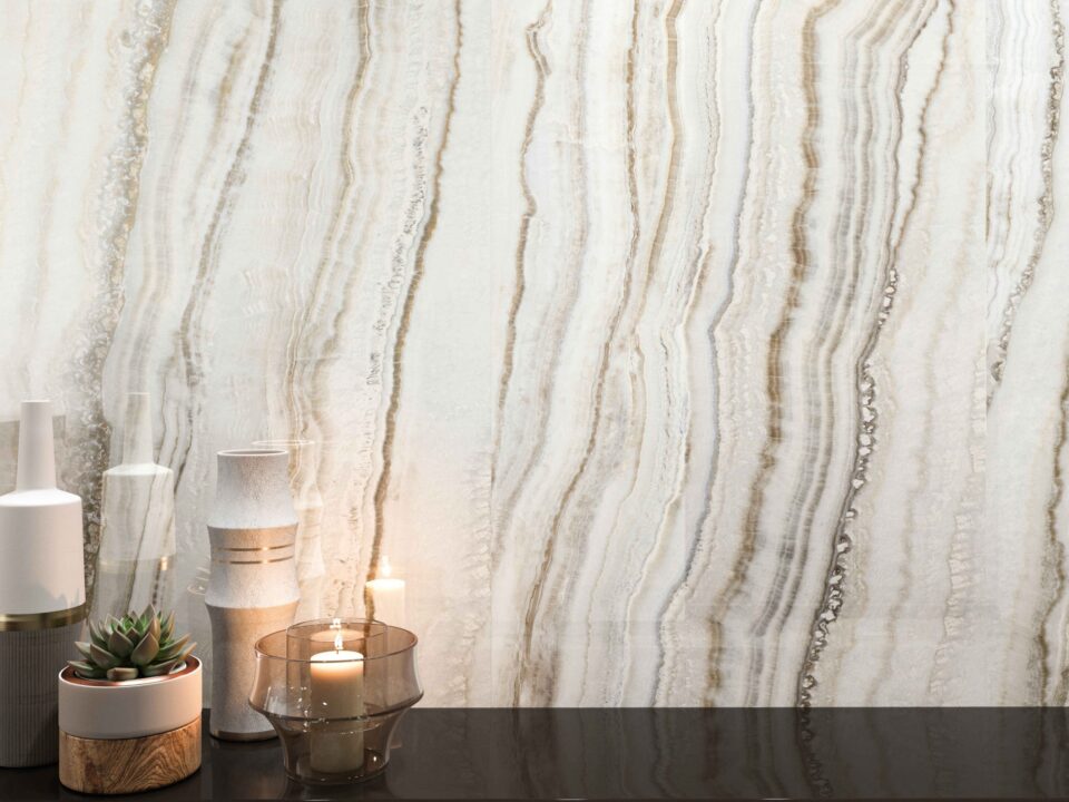 Porcelánico Elyt 60x120: acabado brillante marmoleado, perfecto para salón, cocina, baño y suelo de interior